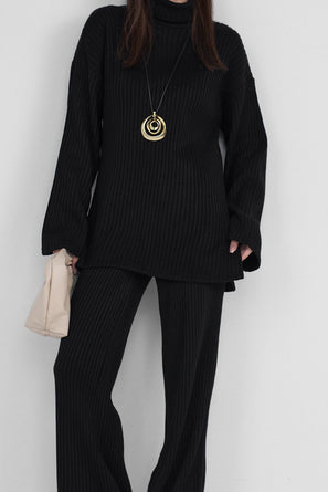 Silly oversized sweater